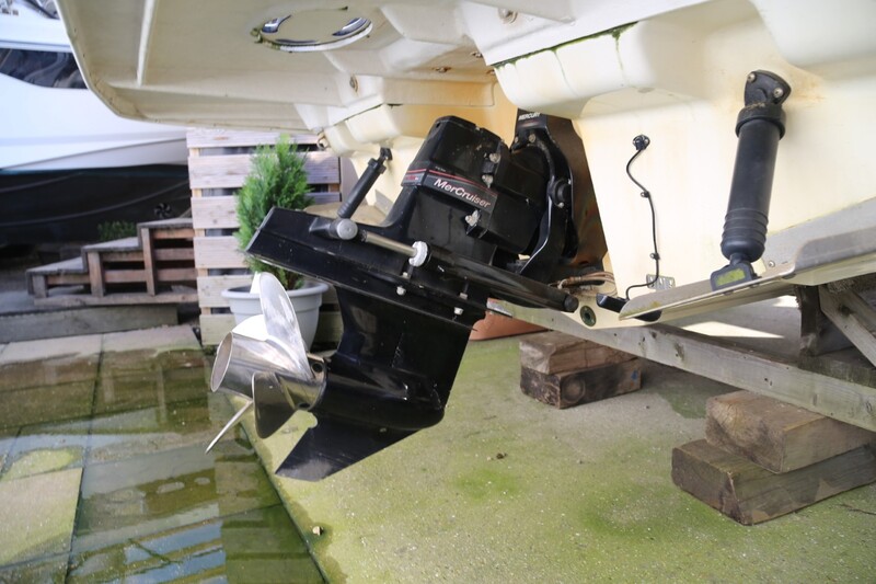 Image courtesy of JD Yachts Bayliner 742 Cuddy