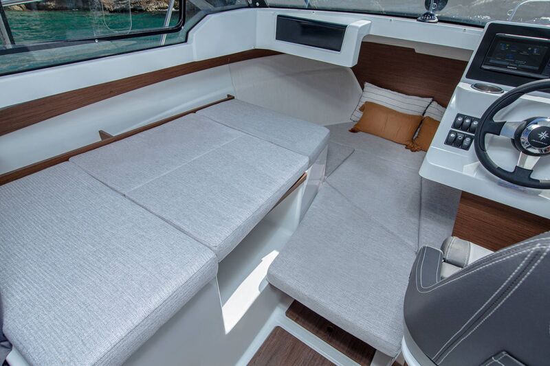 Jeanneau Merry Fisher 605 - cabin cushions and saloon berth conversion Jeanneau Merry Fisher 605