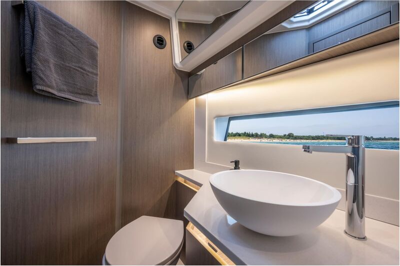  Jeanneau Merry Fisher 1295 Coupe