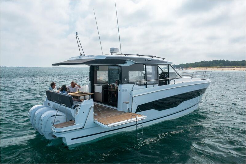  Jeanneau Merry Fisher 1295 Coupe