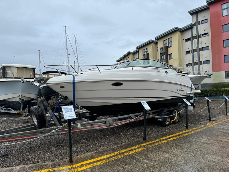  Rinker 230 Captiva Atlantic