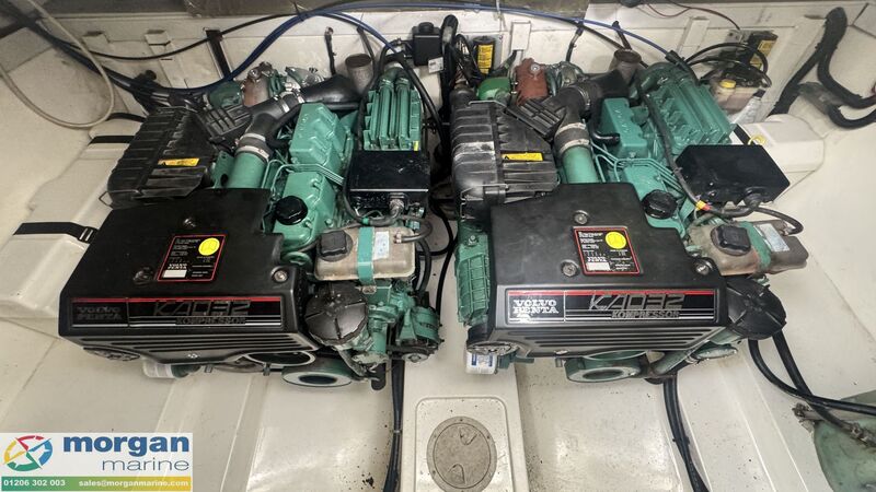  Sealine S34