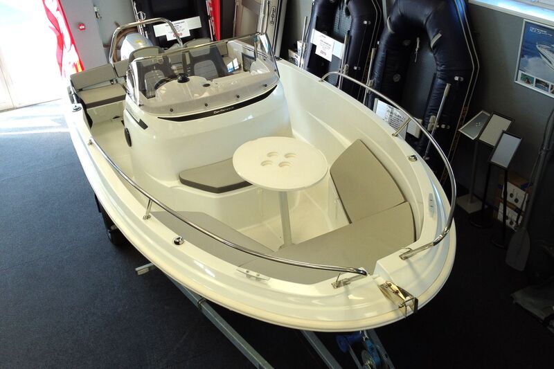  Jeanneau Cap Camarat 5.5 CC