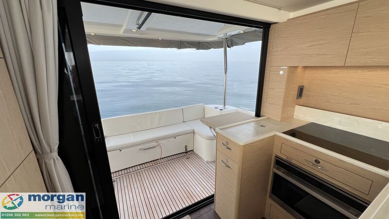  Beneteau Swift Trawler 41 Fly