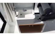 Jeanneau Merry Fisher 795 Sport - galley with sink in wheelhouse Jeanneau Merry Fisher 795 Sport - Series 2