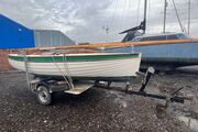 Jilly-Bee-with-trailer-2 Clinker Sailing dayboat 