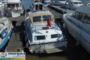  Aquastar 27 aft cabin