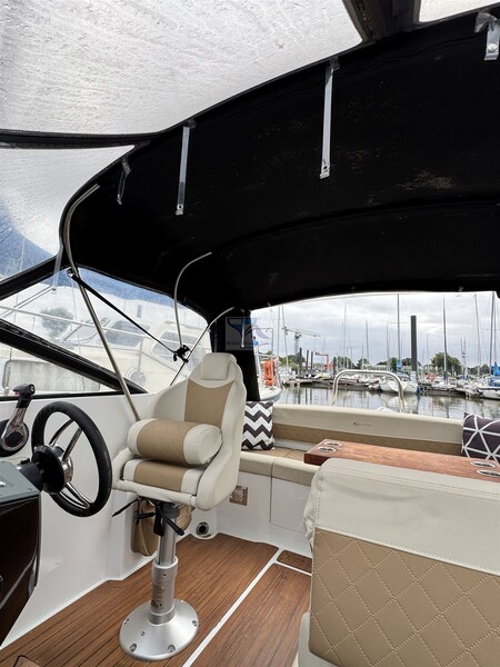 Coaster DC 600 MANDY 72 Corsiva Yachting Coaster 600 DC