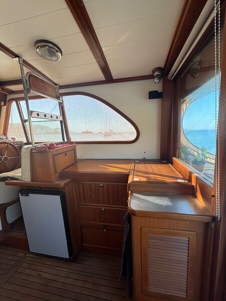 Galley 2a JPG Cantiere Navale Petronio Lobster 44