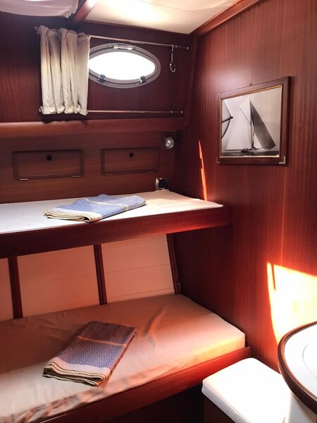 Guest cabin Cantiere Navale Petronio Lobster 44