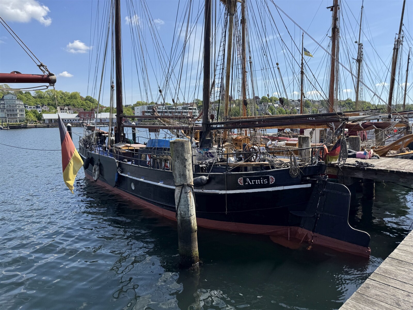 Wagrawerft Lübeck Kutteryacht for sale