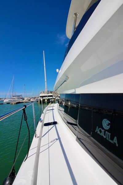  AQUILA AQUILA 42 Owner´s version
