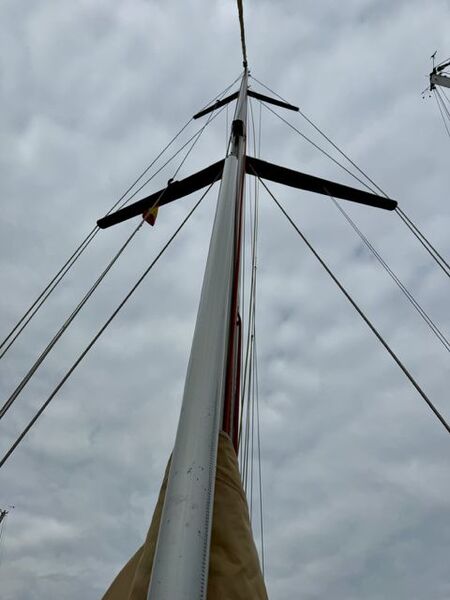  Dufour Yachts 485 Grand Large