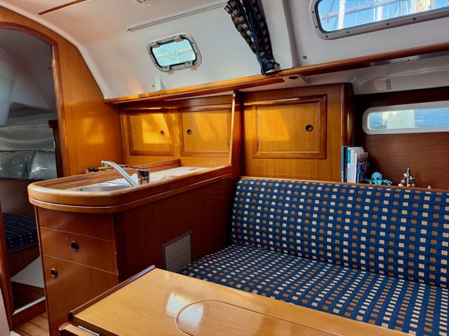  Beneteau Oceanis 311 Clipper