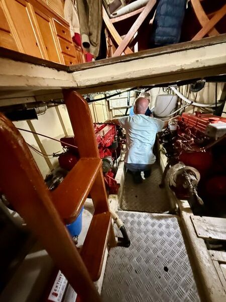  KONG AND HALVERSEN HK ISLAND GYPSY 44