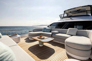  Azimut 72