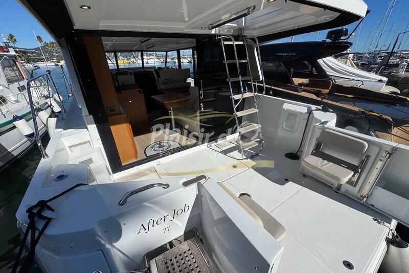 Beneteau Swift Trawler 35 Beneteau Swift Trawler 35