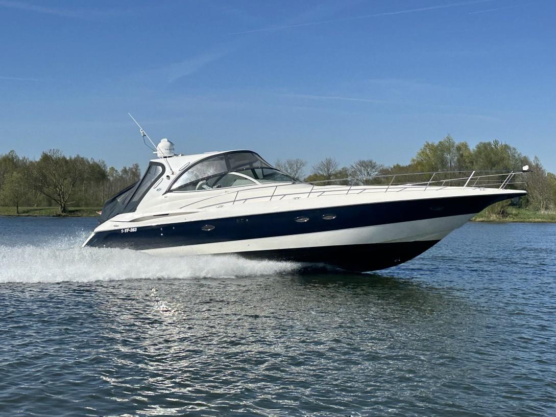 Cruisers 440 EXPRESS for sale