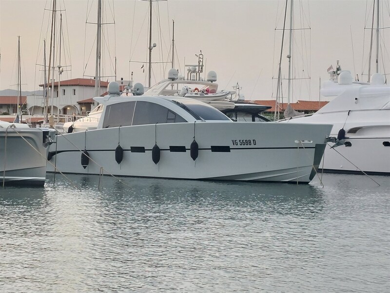 Vismara Bwave profile Vismara V 52 Coupe MY