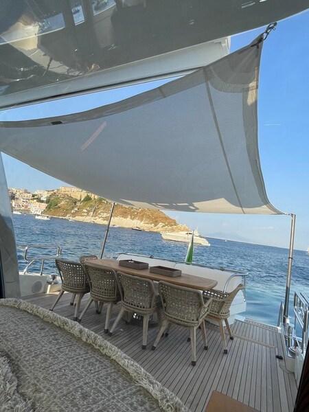 Alalunga 85 Sport X cockpit view Alalunga Open 85 Sport X
