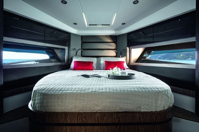 A45 Master Cabin Azimut Atlantis 45