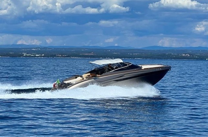 Rivarama running Riva RIVA RIVARAMA