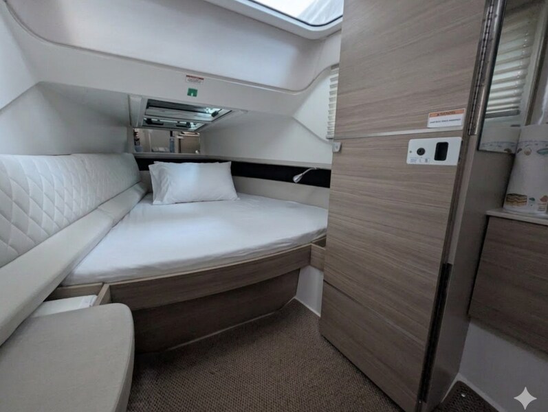 {I} Cabin Saxdor 320 GTO