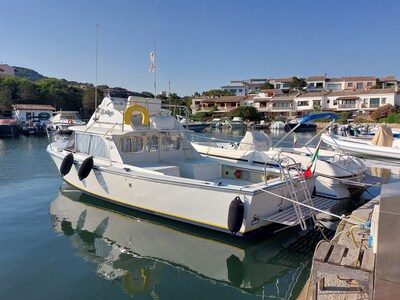 Bertram Yacht 31' Fbc