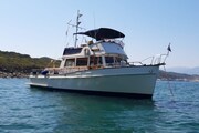 Grand Banks 42 Classic bow view Grand Banks 42' Classic