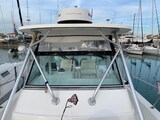 Boston 28 Outrage hard top detail Boston Whaler OUTRAGE 28