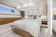 Tiara EX54 owner's cabin Tiara Yachts EX 54