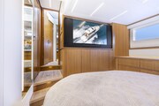 Tiara EX54 owner's cabin detail Tiara Yachts EX 54