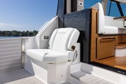 43le-exterior-details-2025_1 Tiara Yachts 43 LE