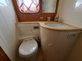 Uniesse 55 MY, guest bathroom Uniesse Marine 55 MY