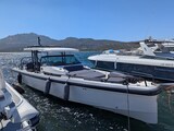 Axopar 37 Sun Top Brabus, bow view Axopar AXOPAR 37 ST BRABUS LINE