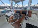 Davis 47 helm Davis Yacht DAVIS 47 SPORTFISHERMAN