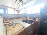 Davis 47 galley Davis Yacht DAVIS 47 SPORTFISHERMAN
