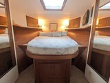Davis 47 master cabin Davis Yacht DAVIS 47 SPORTFISHERMAN