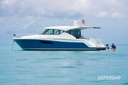 Sistership Tiara Yachts 44 Coupe