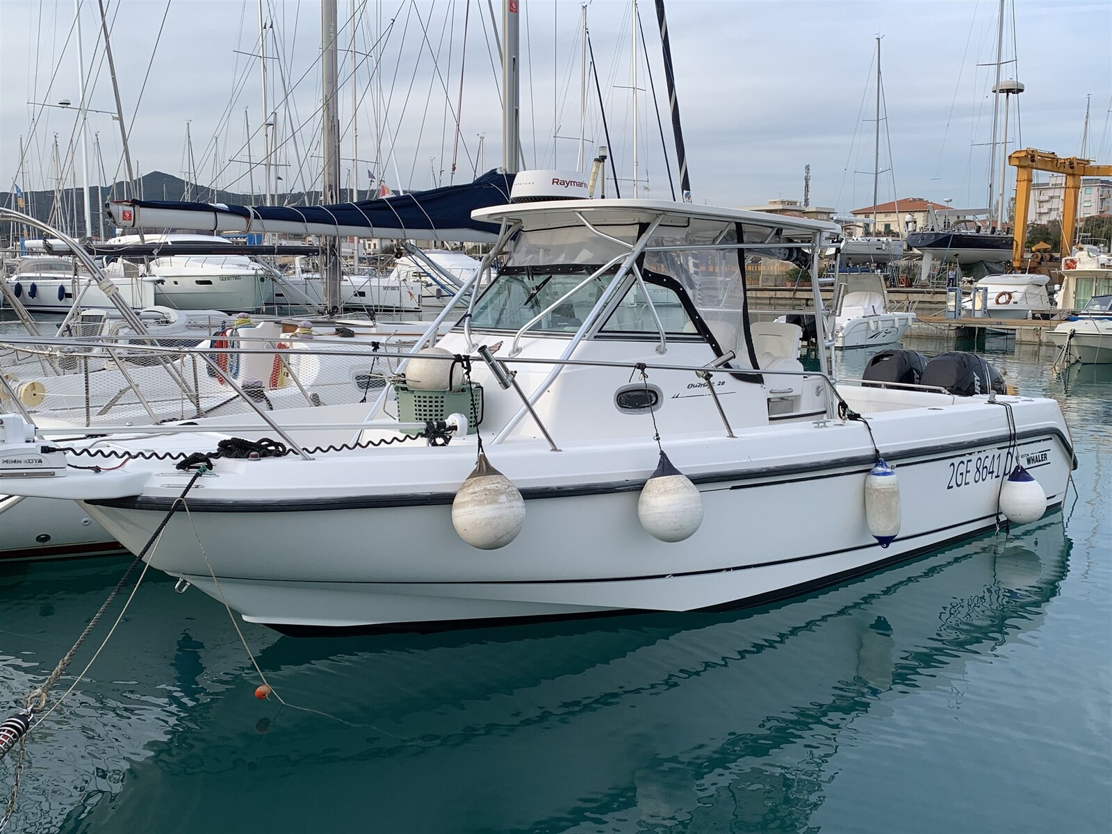 Boston Whaler OUTRAGE 28 for sale