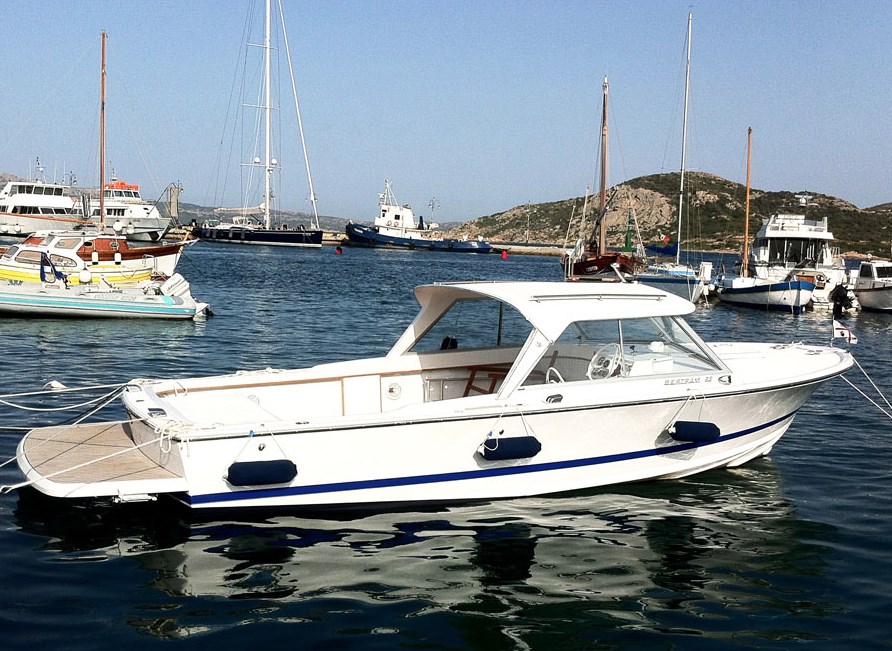 Bertram Yacht 25' HT for sale