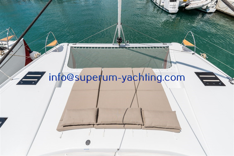 SUNNY WAVE-56 Fountaine Pajot Saona 47