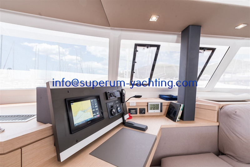 SUNNY WAVE-47 Fountaine Pajot Saona 47