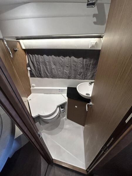 jeanneau-merry-fisher-895-slika-268767047 Jeanneau Merry Fisher 895