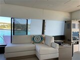 474a37e2-35aa-f4ff-93a8-5891c1106621.256 Prestige Yachts 520s