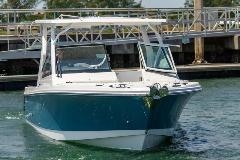  Edgewater 262CX