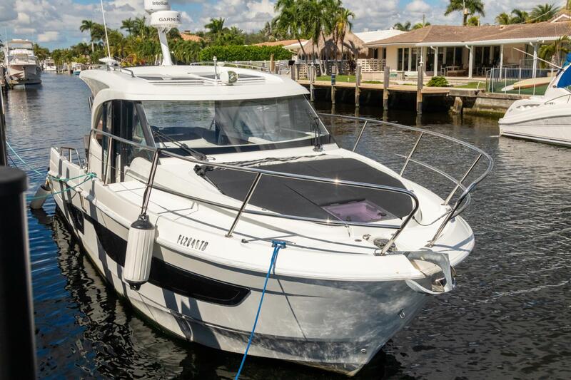  Beneteau Antares 11