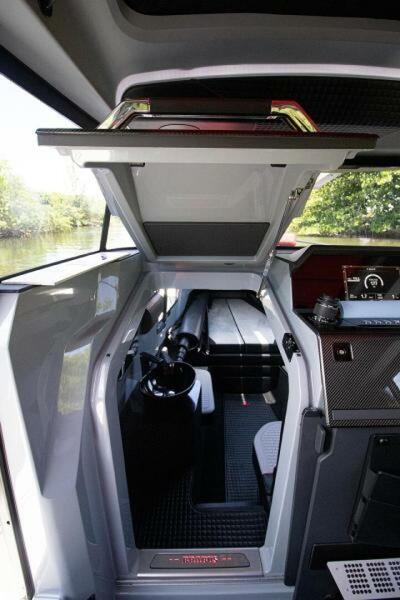  Brabus Shadow 900 Cabin Black Ops