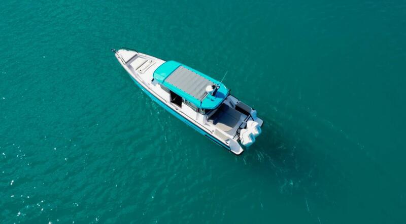  Axopar 37 Cross Cabin