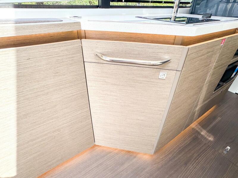  Wellcraft 38 Explorer